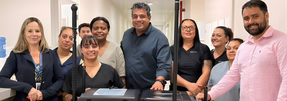 Prefeitura inicia entrega de carrinhos de limpeza doados pela PUC Minas Poços de Caldas